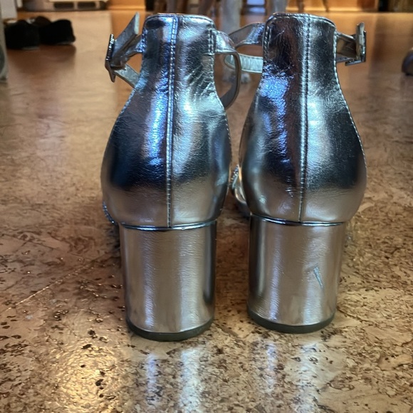 Classic comfortable block heel sandals - Picture 4 of 6